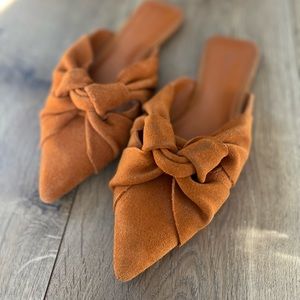 Mango orange leather flats